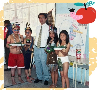 Niños participando en actividades